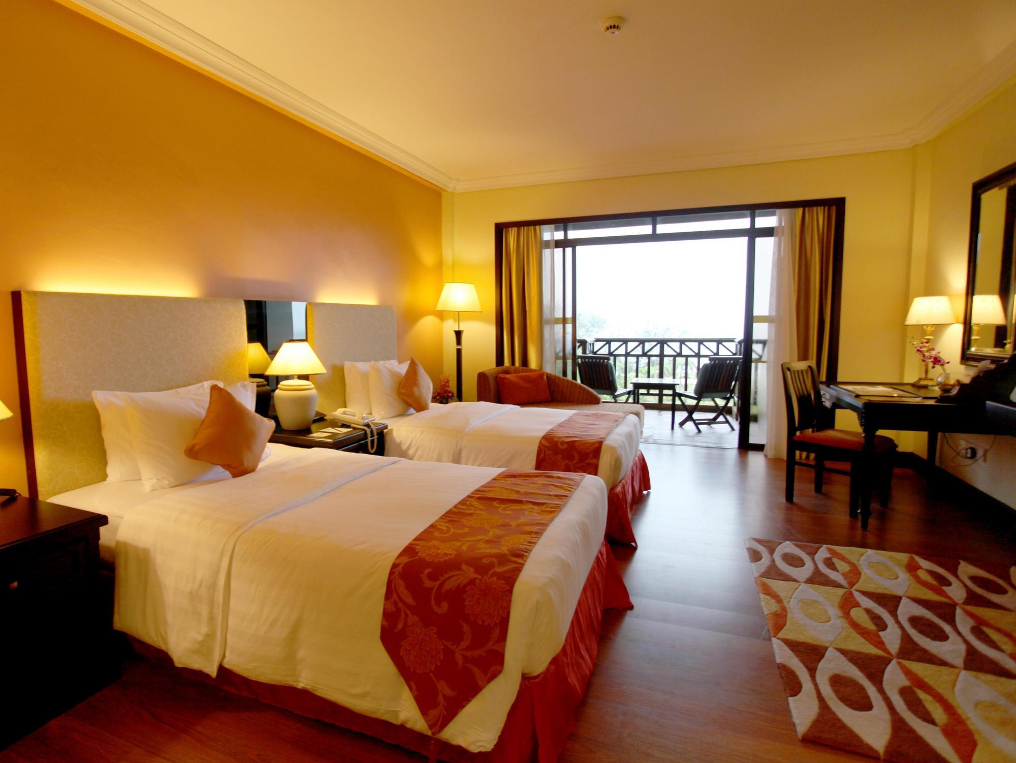 Villa At Nexus Resort & Spa Karambunai Kampong Bikasan Экстерьер фото