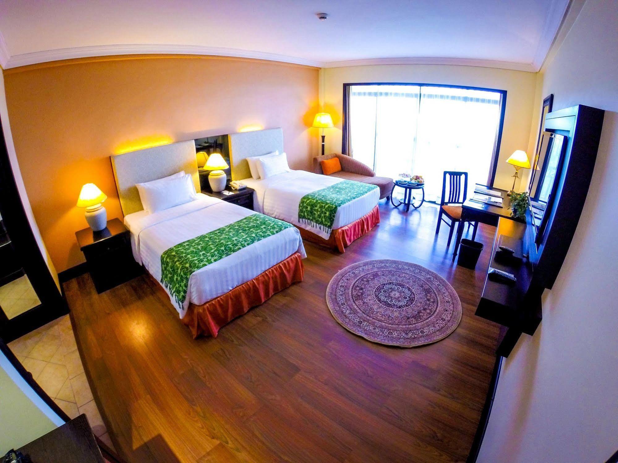 Villa At Nexus Resort & Spa Karambunai Kampong Bikasan Экстерьер фото
