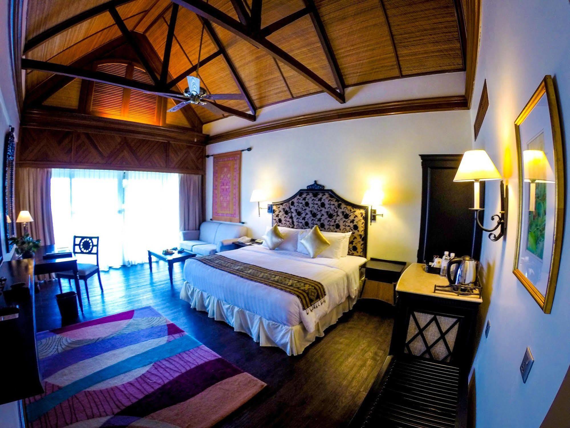 Villa At Nexus Resort & Spa Karambunai Kampong Bikasan Экстерьер фото