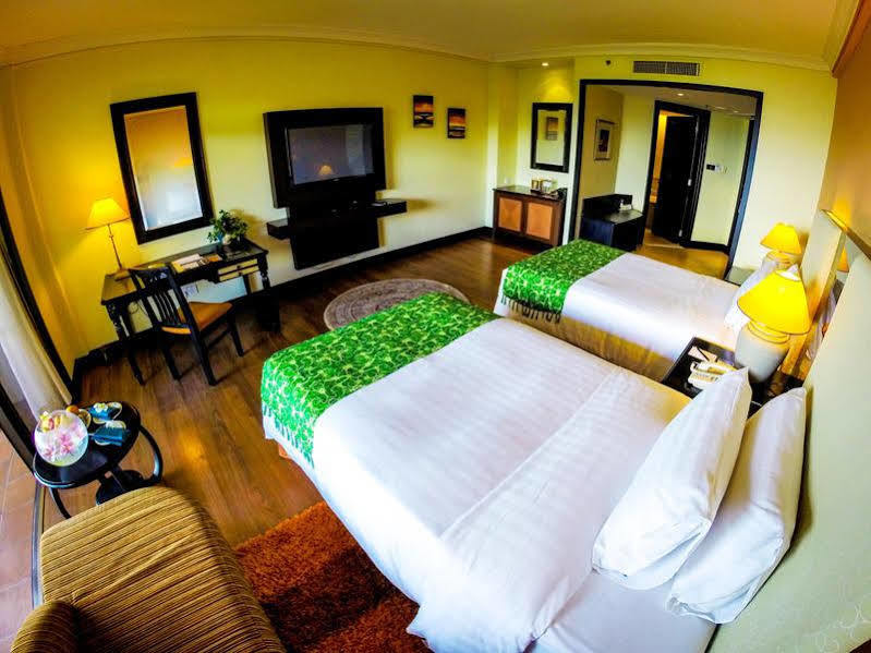 Villa At Nexus Resort & Spa Karambunai Kampong Bikasan Экстерьер фото