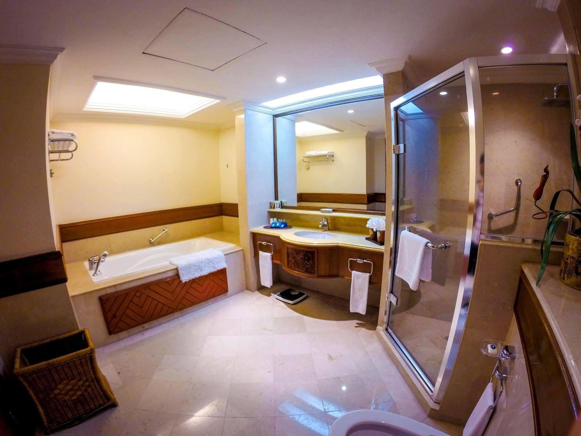 Villa At Nexus Resort & Spa Karambunai Kampong Bikasan Экстерьер фото